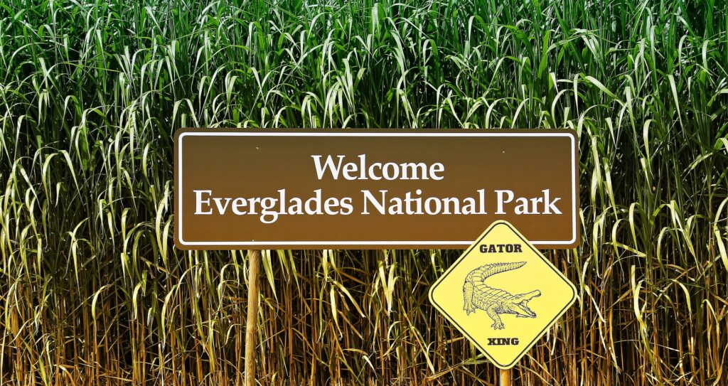 EVERGLADES-WELCOME BOARD