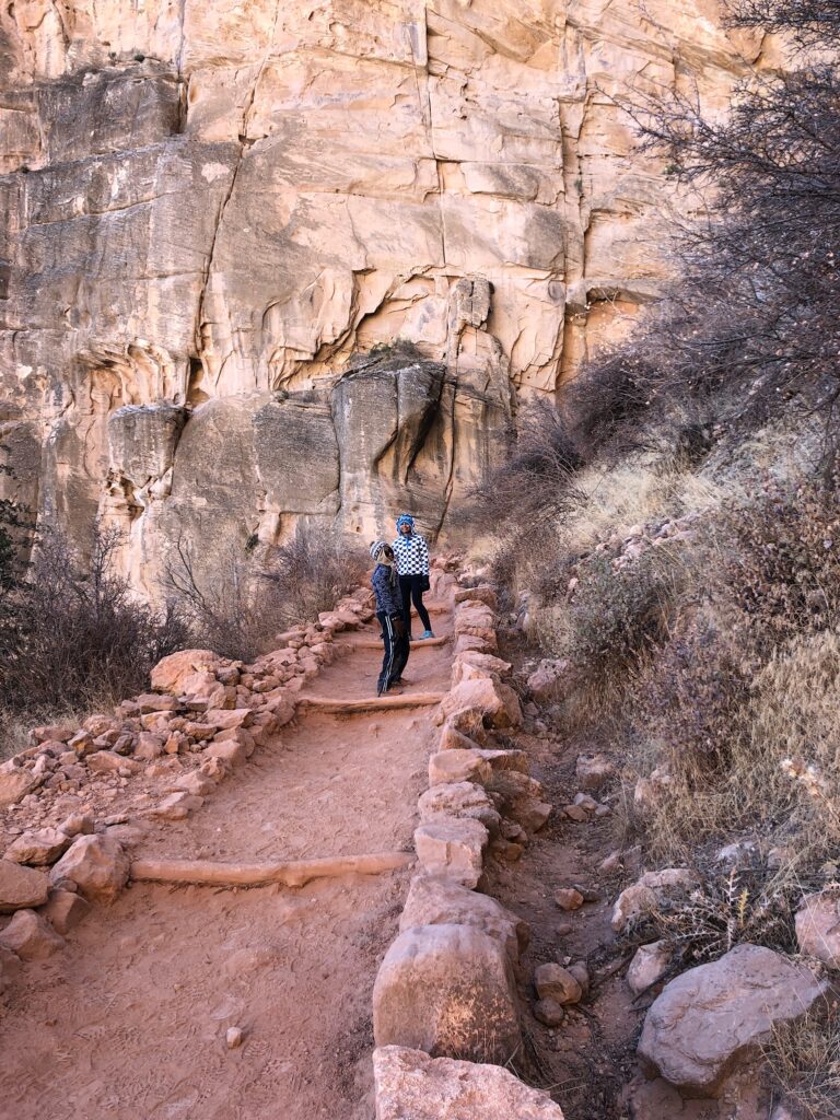 BRIGHT ANGEL TRAIL-GRAND CANYON