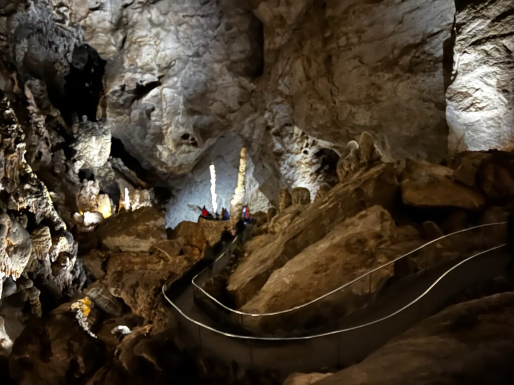 CARLSBAD CAVERNS